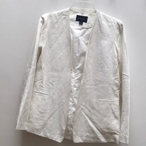 Adrienne Vittadini | Small Ivory Blazer
